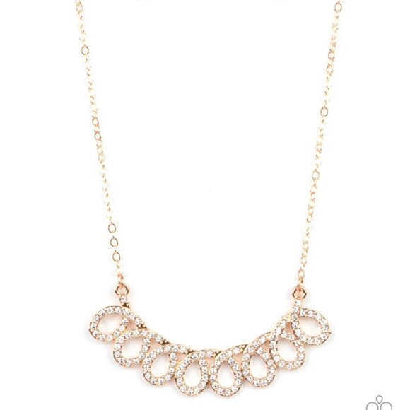 Paparazzi Jewelry Accessories - Timeless Trimmings - Gold Necklace - Vintage - Picture 5 of 6